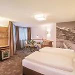 Piz Buin Отель Ишгль