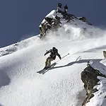 Piz Buin 4*