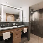 Piz Buin 4* 伊施格尔