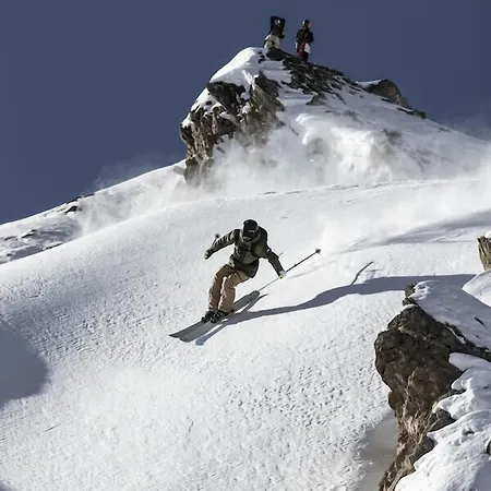 Piz Buin 4*
